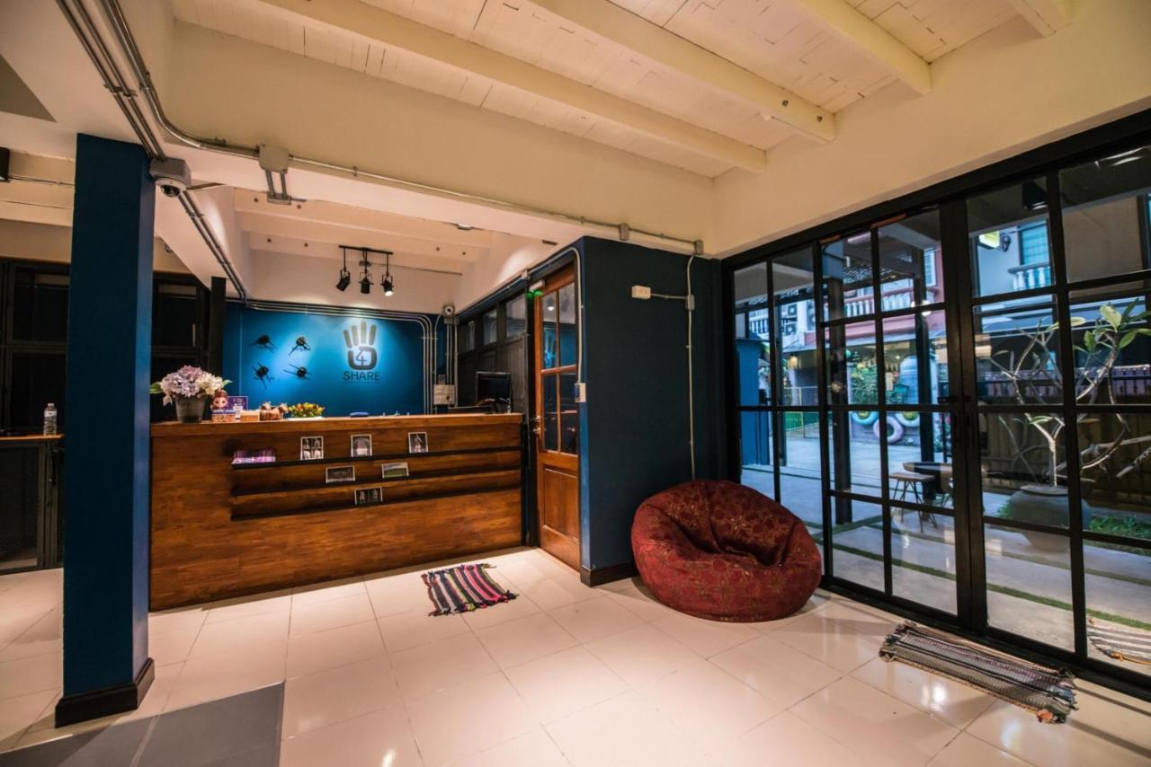 4Share Hostel (Adults Only) Bangkok Exterior photo