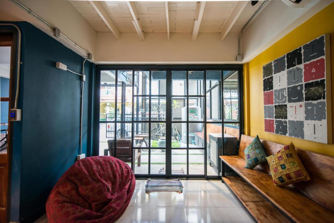 4Share Hostel (Adults Only) Bangkok Exterior photo