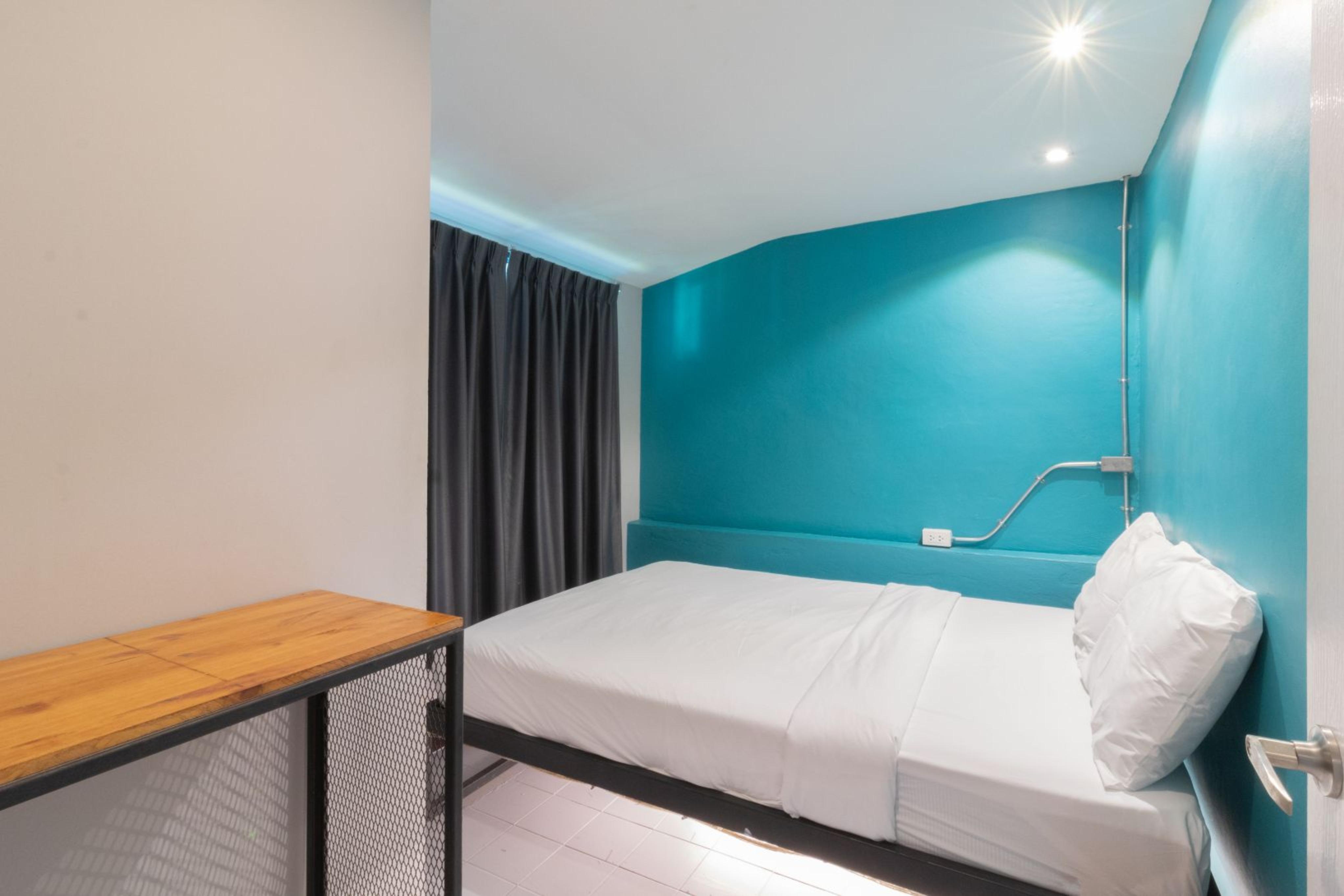 4Share Hostel (Adults Only) Bangkok Exterior photo