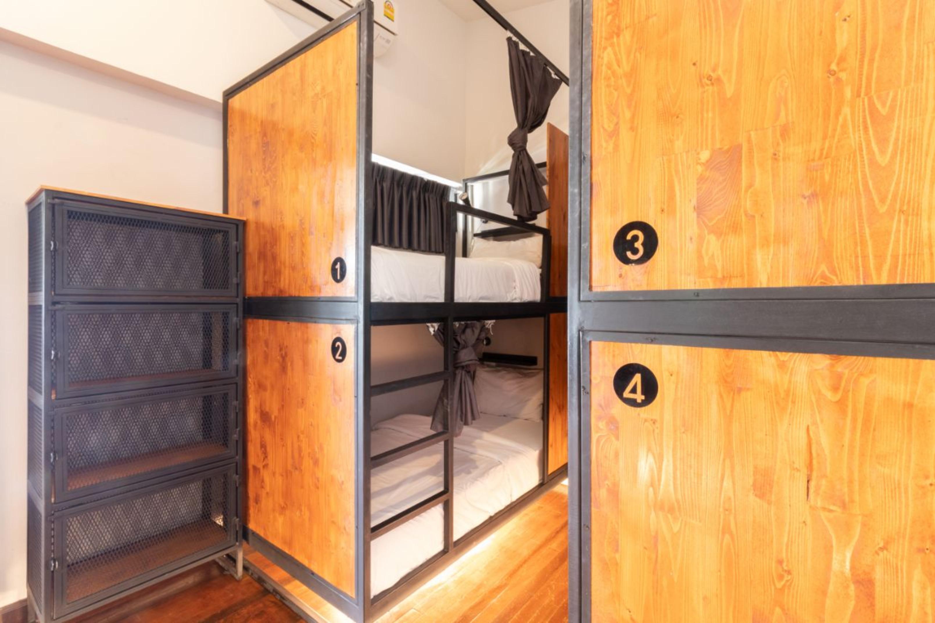 4Share Hostel (Adults Only) Bangkok Exterior photo