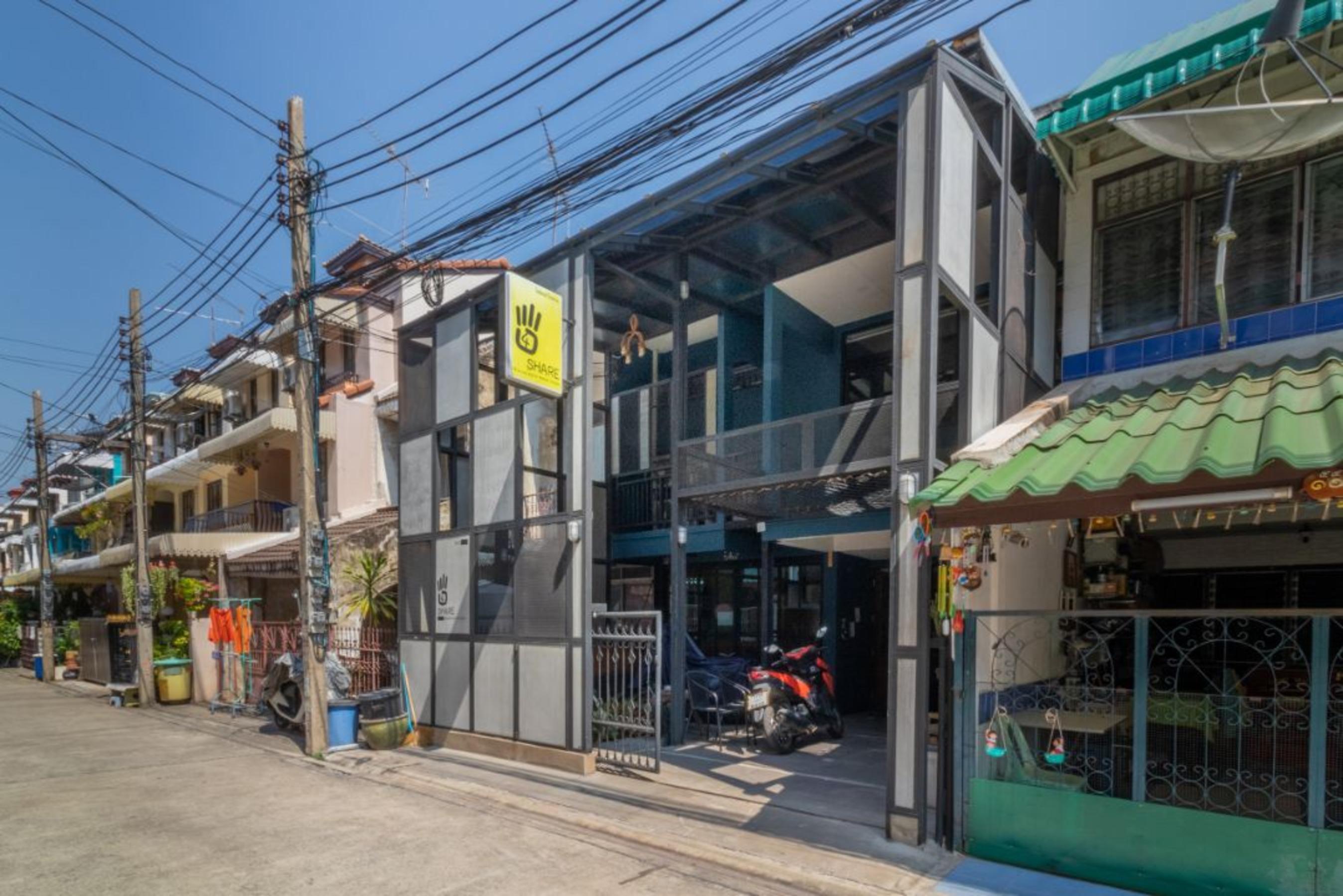 4Share Hostel (Adults Only) Bangkok Exterior photo